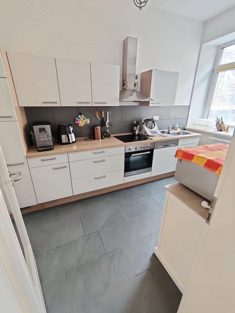 Pronájem bytu 3+1 79 m², Ludwigstraße 11, Aschaffenburg, Bavorsko Pronájem bytu 3+1 79 m², Ludwigstraße 11, Aschaffenburg, Bavorsko