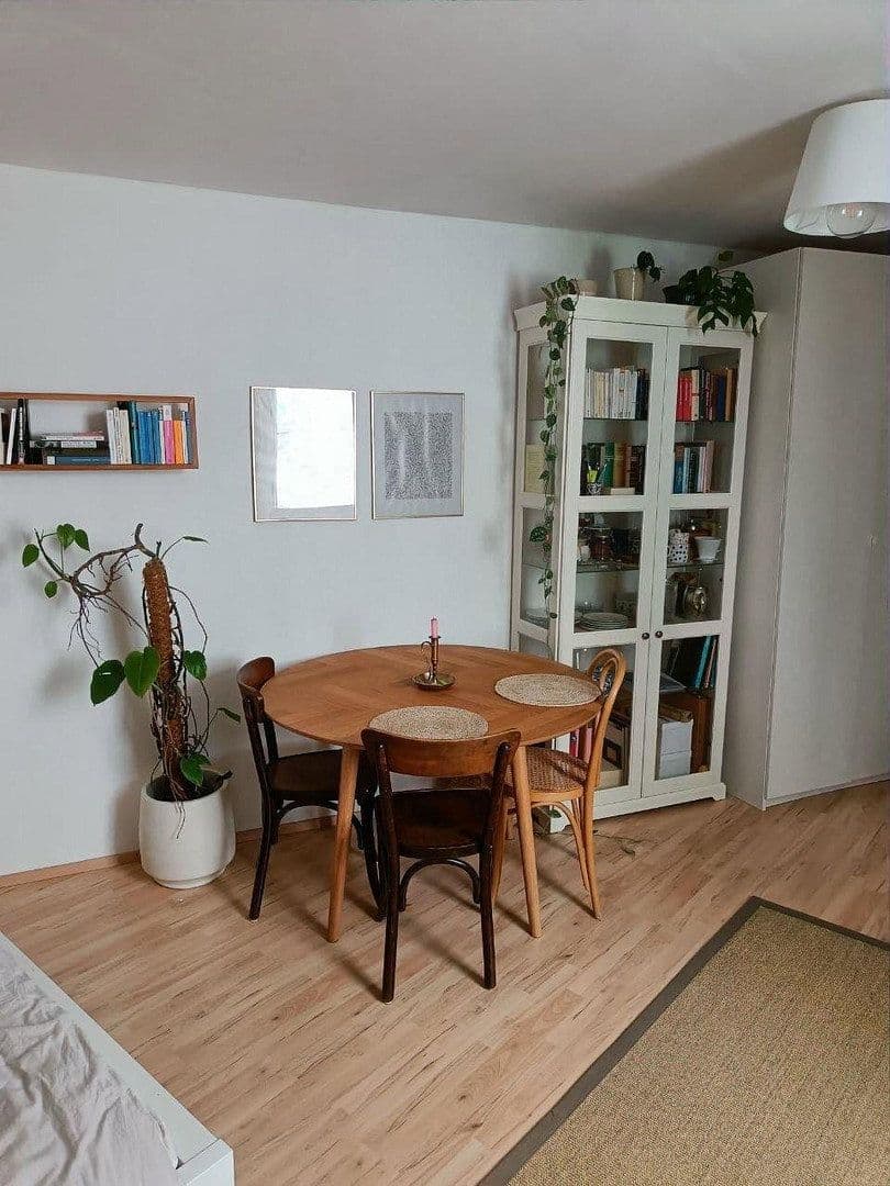 Pronájem bytu 1+1 26 m², München, Bavorsko Pronájem bytu 1+1 26 m², München, Bavorsko