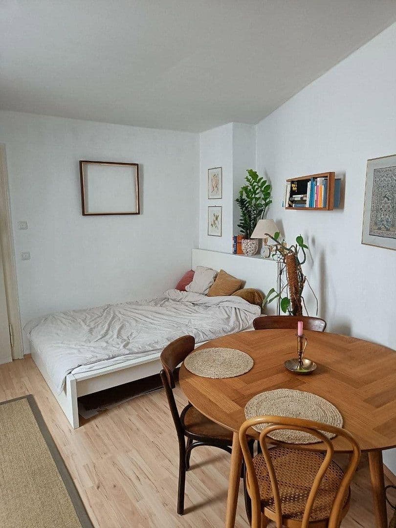 Pronájem bytu 1+1 26 m², München, Bavorsko Pronájem bytu 1+1 26 m², München, Bavorsko