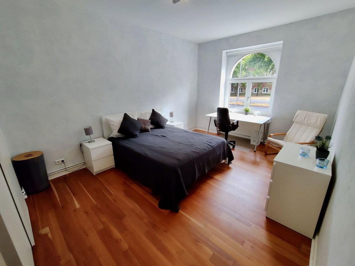 Prodej bytu 3+1 75 m², Bischofsholer Damm 22, Hannover, Dolní Sasko Prodej bytu 3+1 75 m², Bischofsholer Damm 22, Hannover, Dolní Sasko