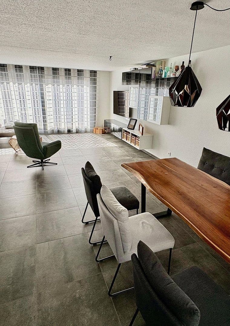 Prodej domu 135 m², pozemek 200 m², Böblingen, Bádensko-Württembersko Prodej domu 135 m², pozemek 200 m², Böblingen, Bádensko-Württembersko