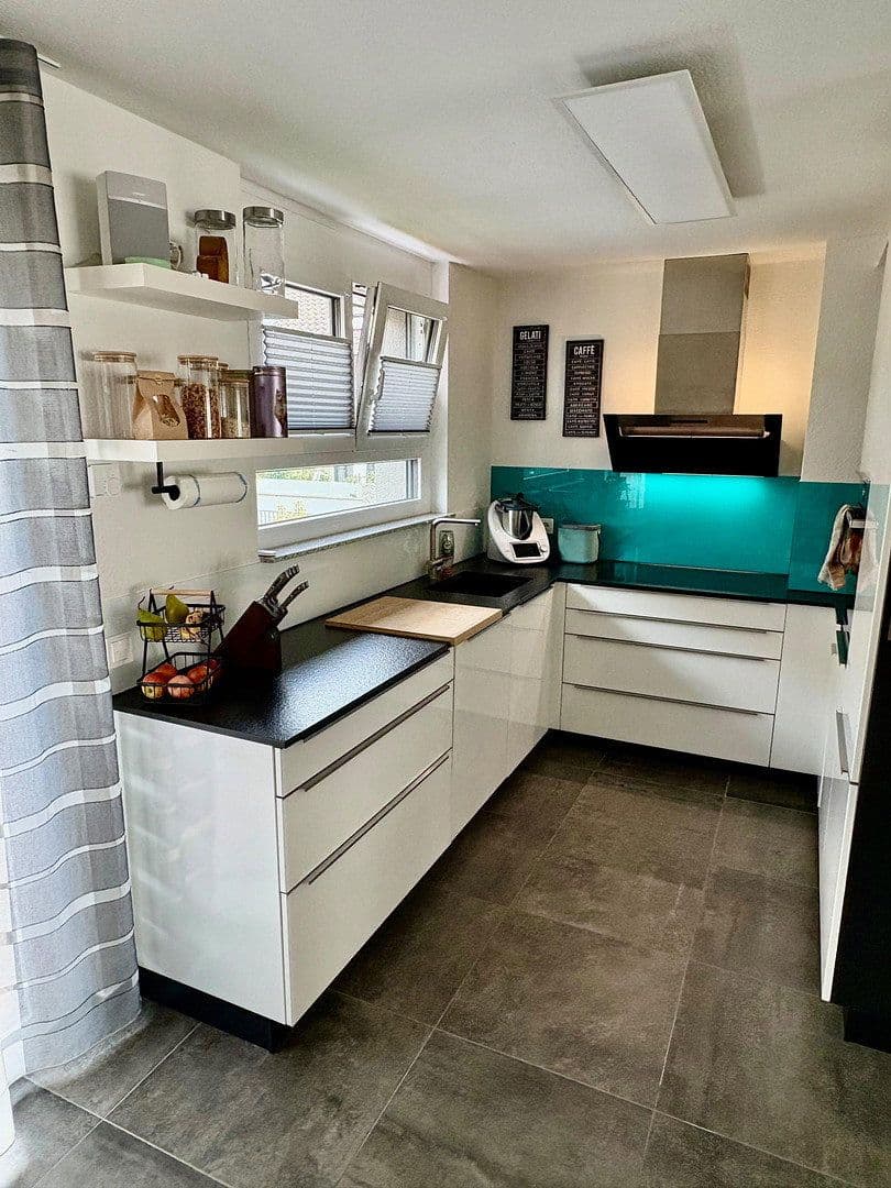 Prodej domu 135 m², pozemek 200 m², Böblingen, Bádensko-Württembersko Prodej domu 135 m², pozemek 200 m², Böblingen, Bádensko-Württembersko