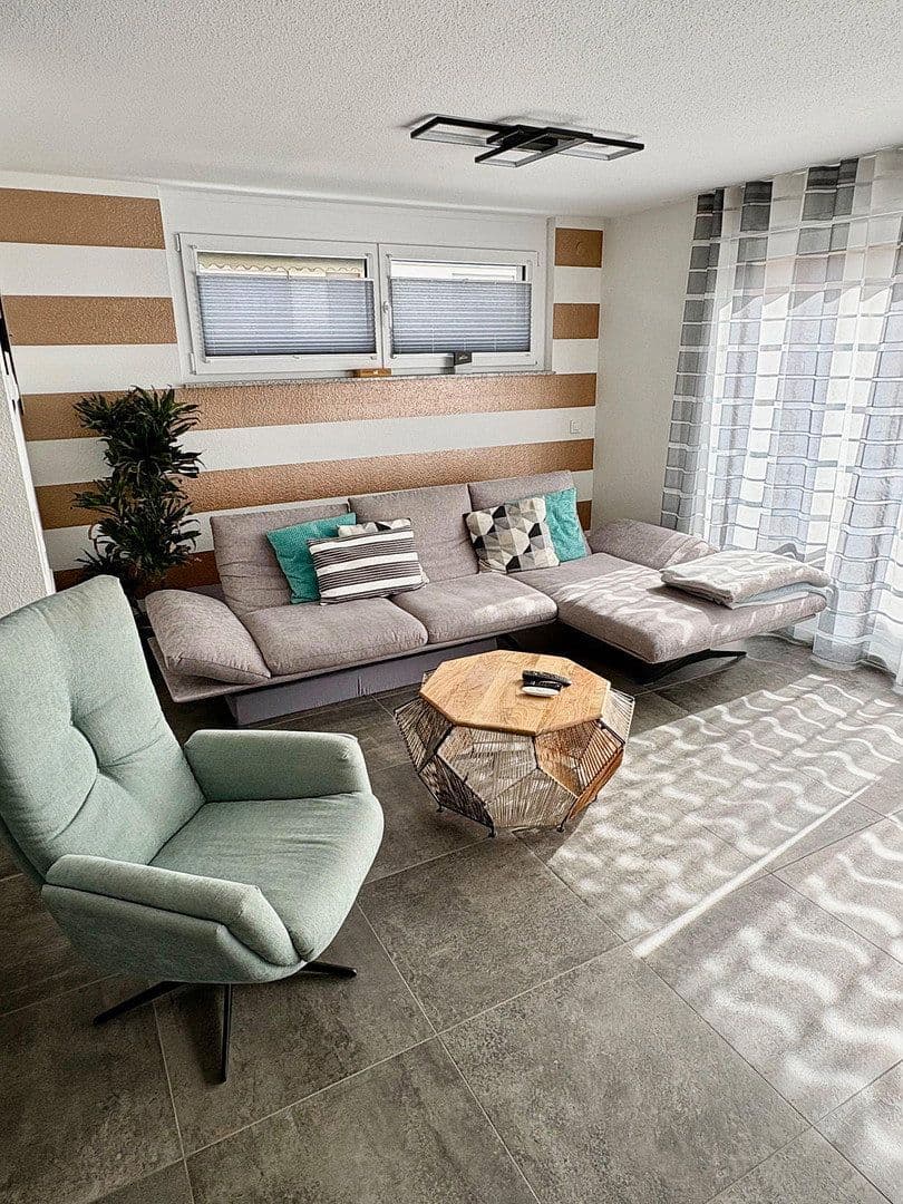 Prodej domu 135 m², pozemek 200 m², Böblingen, Bádensko-Württembersko Prodej domu 135 m², pozemek 200 m², Böblingen, Bádensko-Württembersko