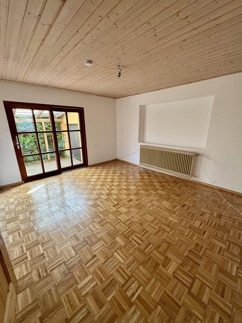 Prodej domu 209 m², pozemek 995 m², Rückersdorf, Bavorsko Prodej domu 209 m², pozemek 995 m², Rückersdorf, Bavorsko
