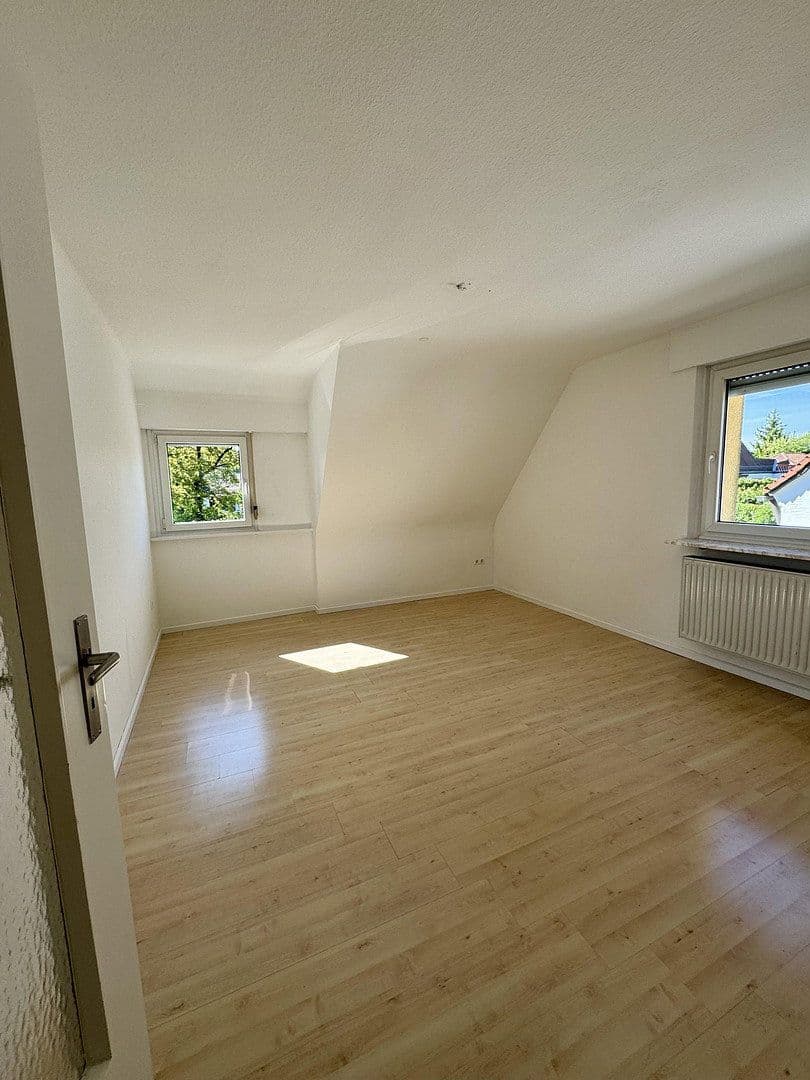 Prodej domu 209 m², pozemek 995 m², Rückersdorf, Bavorsko Prodej domu 209 m², pozemek 995 m², Rückersdorf, Bavorsko