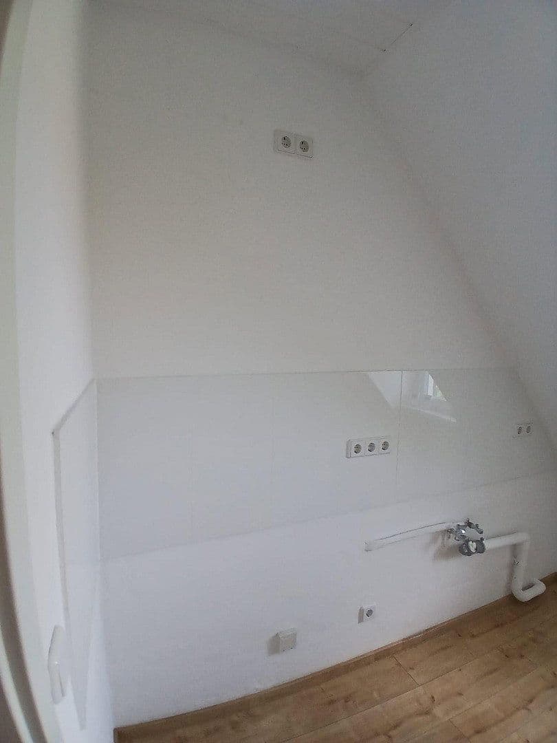Pronájem bytu 2+1 38 m², Mühlstrasse 19, Wiedemar, Sasko Pronájem bytu 2+1 38 m², Mühlstrasse 19, Wiedemar, Sasko