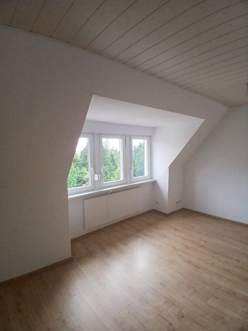 Pronájem bytu 2+1 38 m², Mühlstrasse 19, Wiedemar, Sasko Pronájem bytu 2+1 38 m², Mühlstrasse 19, Wiedemar, Sasko