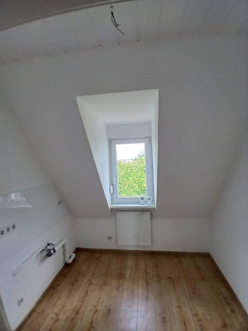 Pronájem bytu 2+1 38 m², Mühlstrasse 19, Wiedemar, Sasko Pronájem bytu 2+1 38 m², Mühlstrasse 19, Wiedemar, Sasko