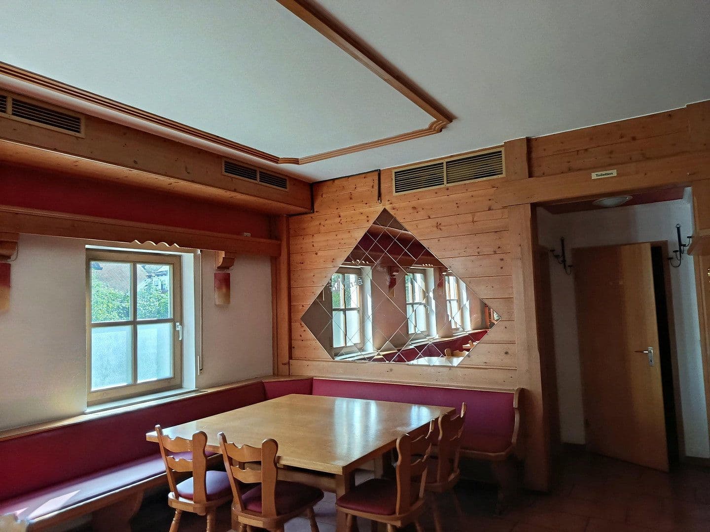 Prodej bytu 2+1 137 m², Welserstraße 42, Untermeitingen, Bavorsko Prodej bytu 2+1 137 m², Welserstraße 42, Untermeitingen, Bavorsko