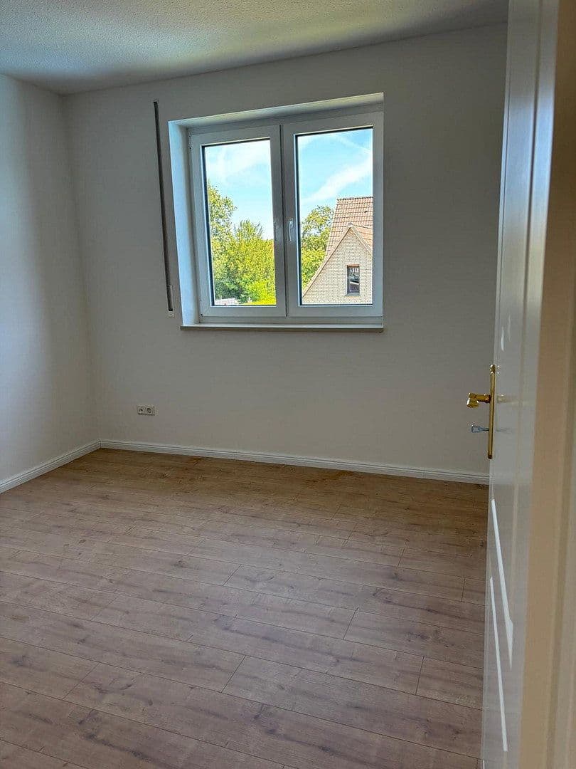Pronájem domu 170 m², pozemek 350 m², Großenkneten, Dolní Sasko Pronájem domu 170 m², pozemek 350 m², Großenkneten, Dolní Sasko