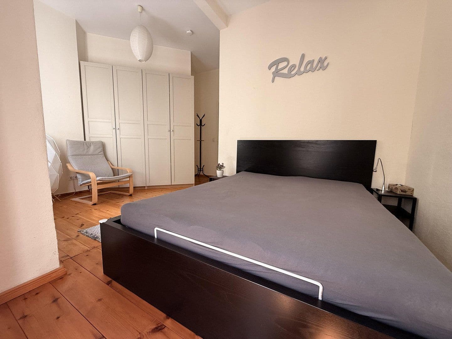 Prodej bytu 2+1 57 m², Ohmstr. 9, Berlin, Berlín Prodej bytu 2+1 57 m², Ohmstr. 9, Berlin, Berlín