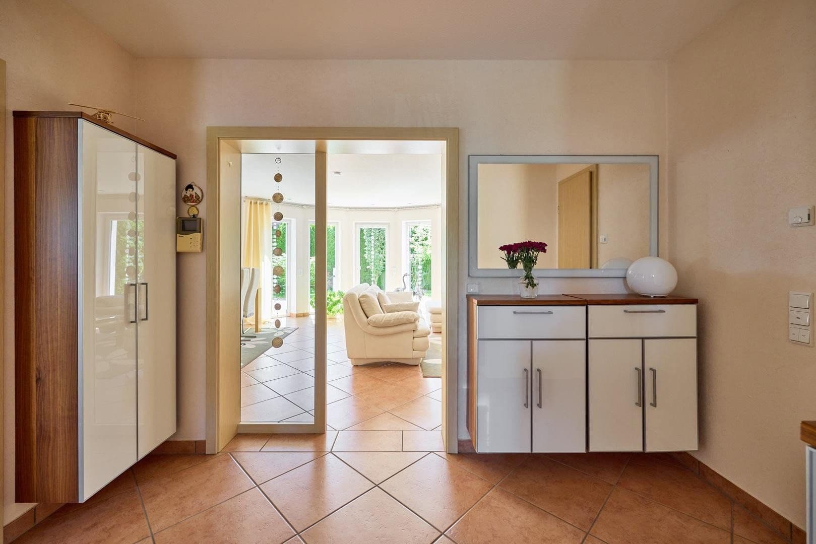 Prodej domu 152 m², pozemek 378 m², Meschede, Severní Porýní-Vestfálsko Prodej domu 152 m², pozemek 378 m², Meschede, Severní Porýní-Vestfálsko