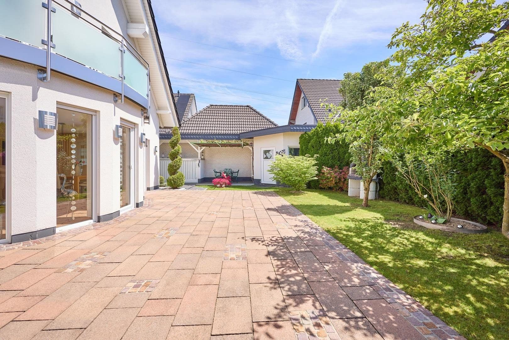 Prodej domu 152 m², pozemek 378 m², Meschede, Severní Porýní-Vestfálsko Prodej domu 152 m², pozemek 378 m², Meschede, Severní Porýní-Vestfálsko