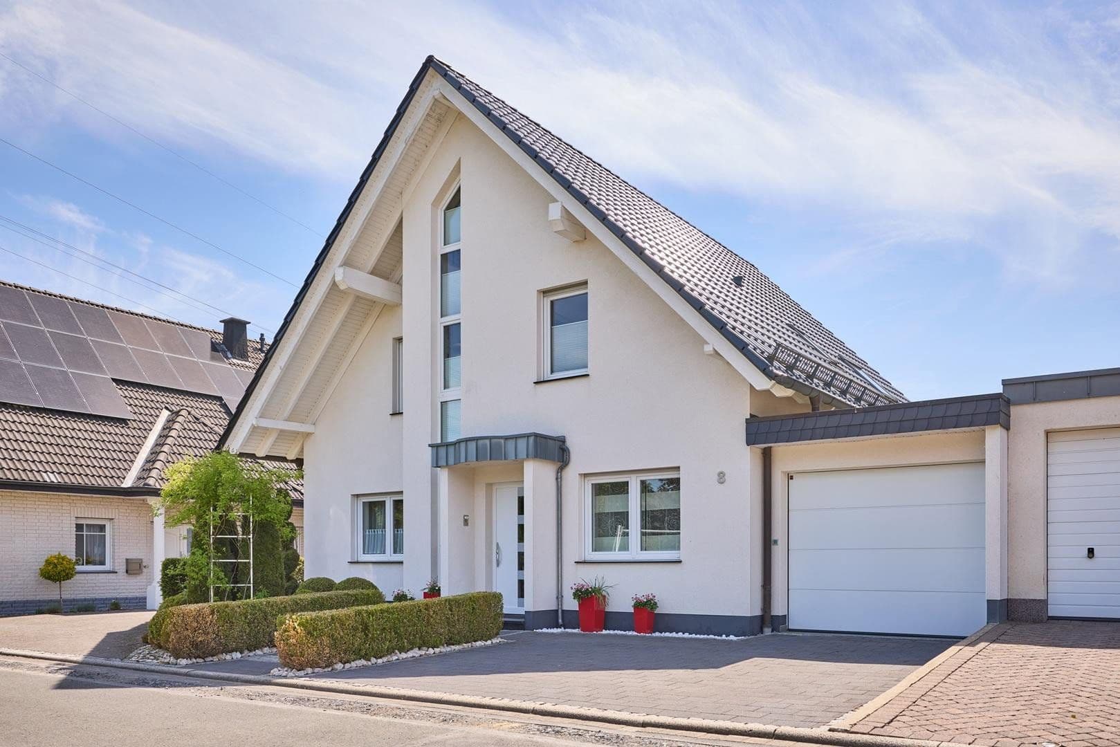 Prodej domu 152 m², pozemek 378 m², Meschede, Severní Porýní-Vestfálsko Prodej domu 152 m², pozemek 378 m², Meschede, Severní Porýní-Vestfálsko