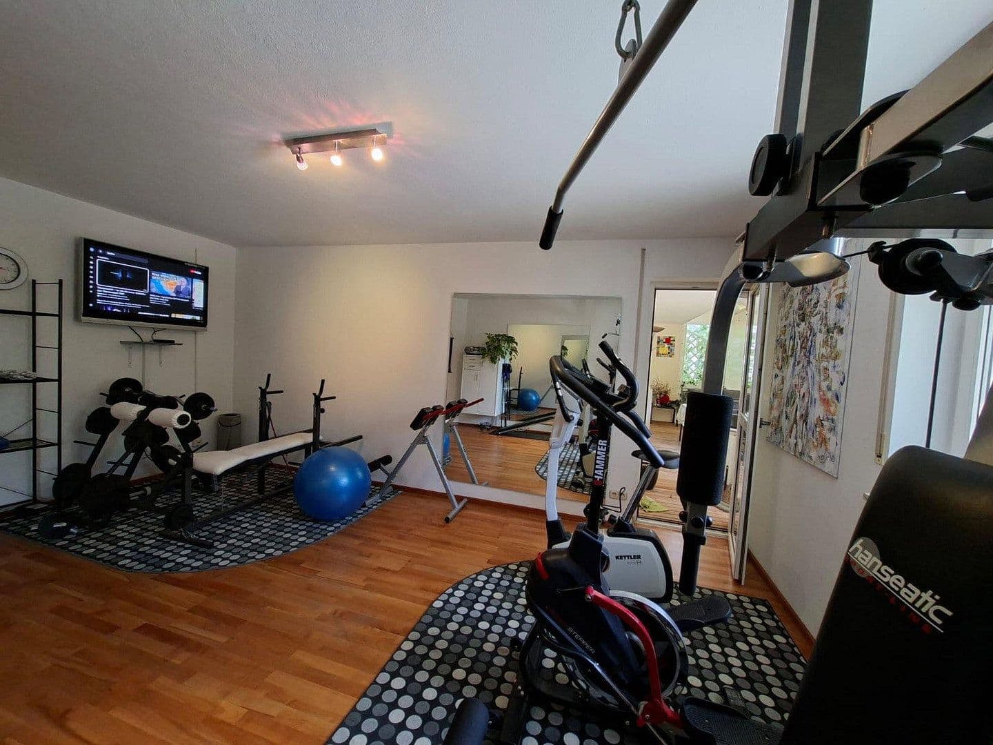 Prodej domu 276 m², pozemek 629 m², Am Weinberg 20, Niederviehbach, Bavorsko Prodej domu 276 m², pozemek 629 m², Am Weinberg 20, Niederviehbach, Bavorsko