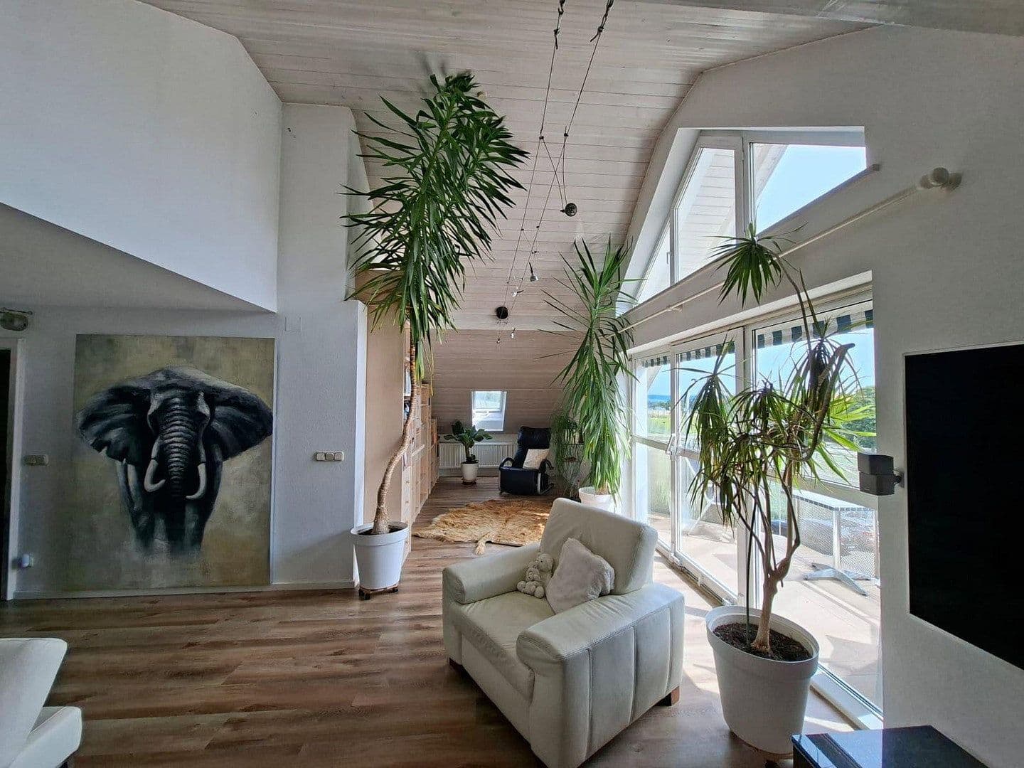 Prodej domu 276 m², pozemek 629 m², Am Weinberg 20, Niederviehbach, Bavorsko Prodej domu 276 m², pozemek 629 m², Am Weinberg 20, Niederviehbach, Bavorsko