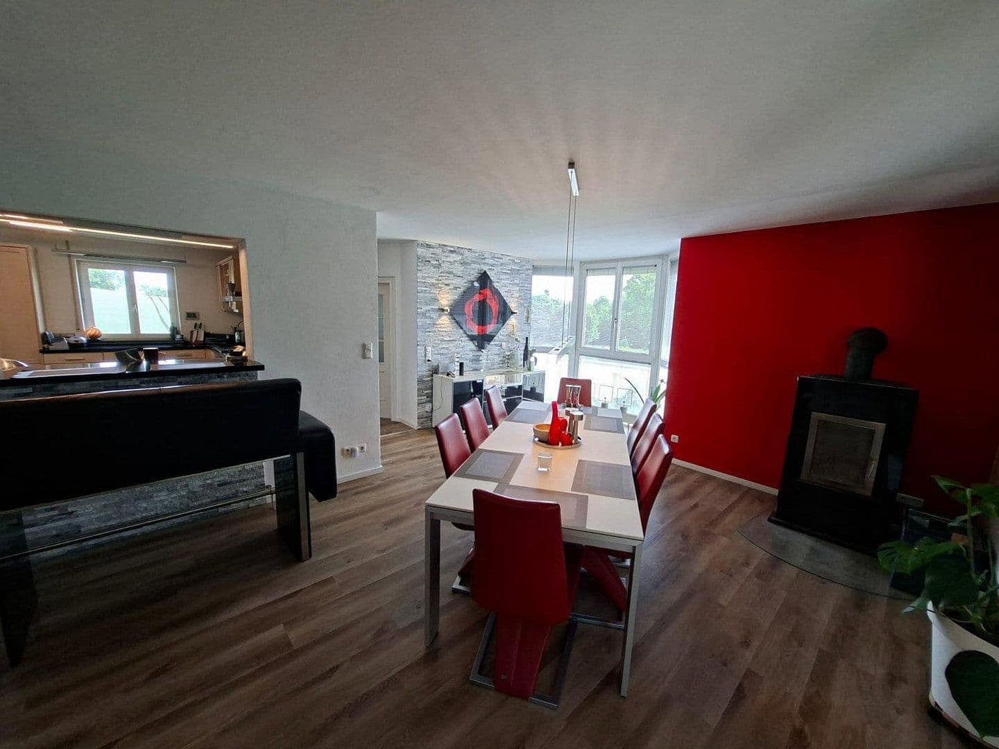 Prodej domu 276 m², pozemek 629 m², Am Weinberg 20, Niederviehbach, Bavorsko Prodej domu 276 m², pozemek 629 m², Am Weinberg 20, Niederviehbach, Bavorsko