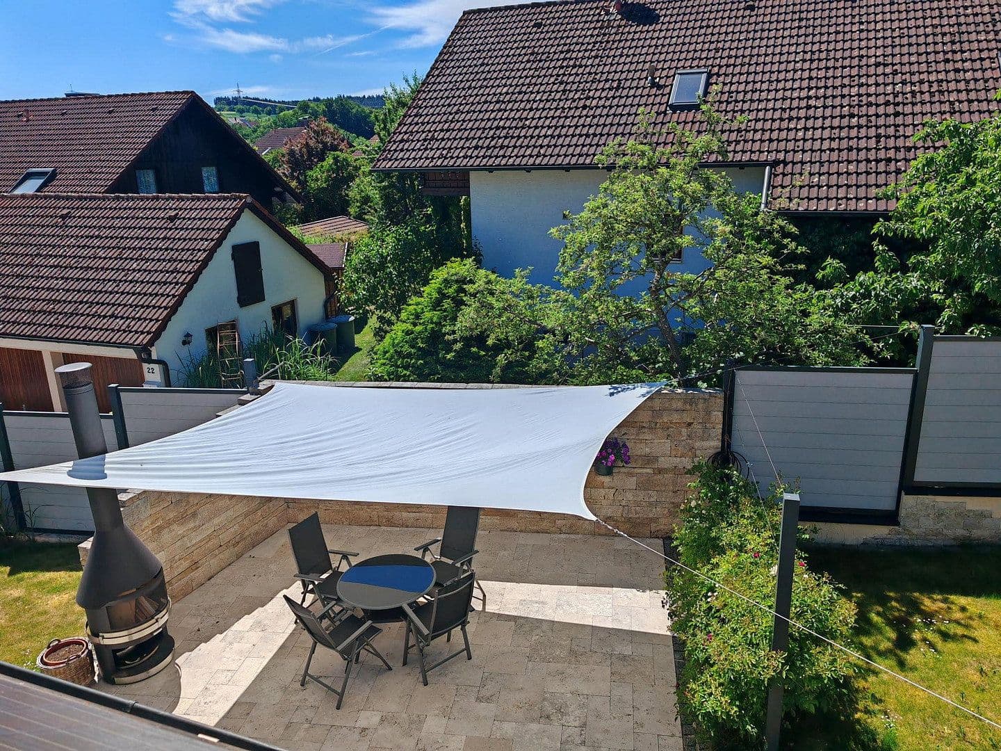 Prodej domu 276 m², pozemek 629 m², Am Weinberg 20, Niederviehbach, Bavorsko Prodej domu 276 m², pozemek 629 m², Am Weinberg 20, Niederviehbach, Bavorsko
