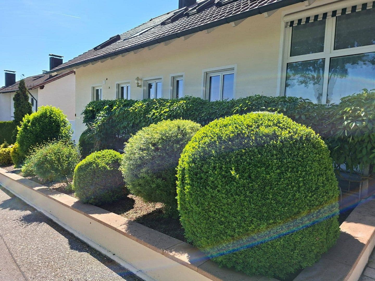 Prodej domu 276 m², pozemek 629 m², Am Weinberg 20, Niederviehbach, Bavorsko Prodej domu 276 m², pozemek 629 m², Am Weinberg 20, Niederviehbach, Bavorsko