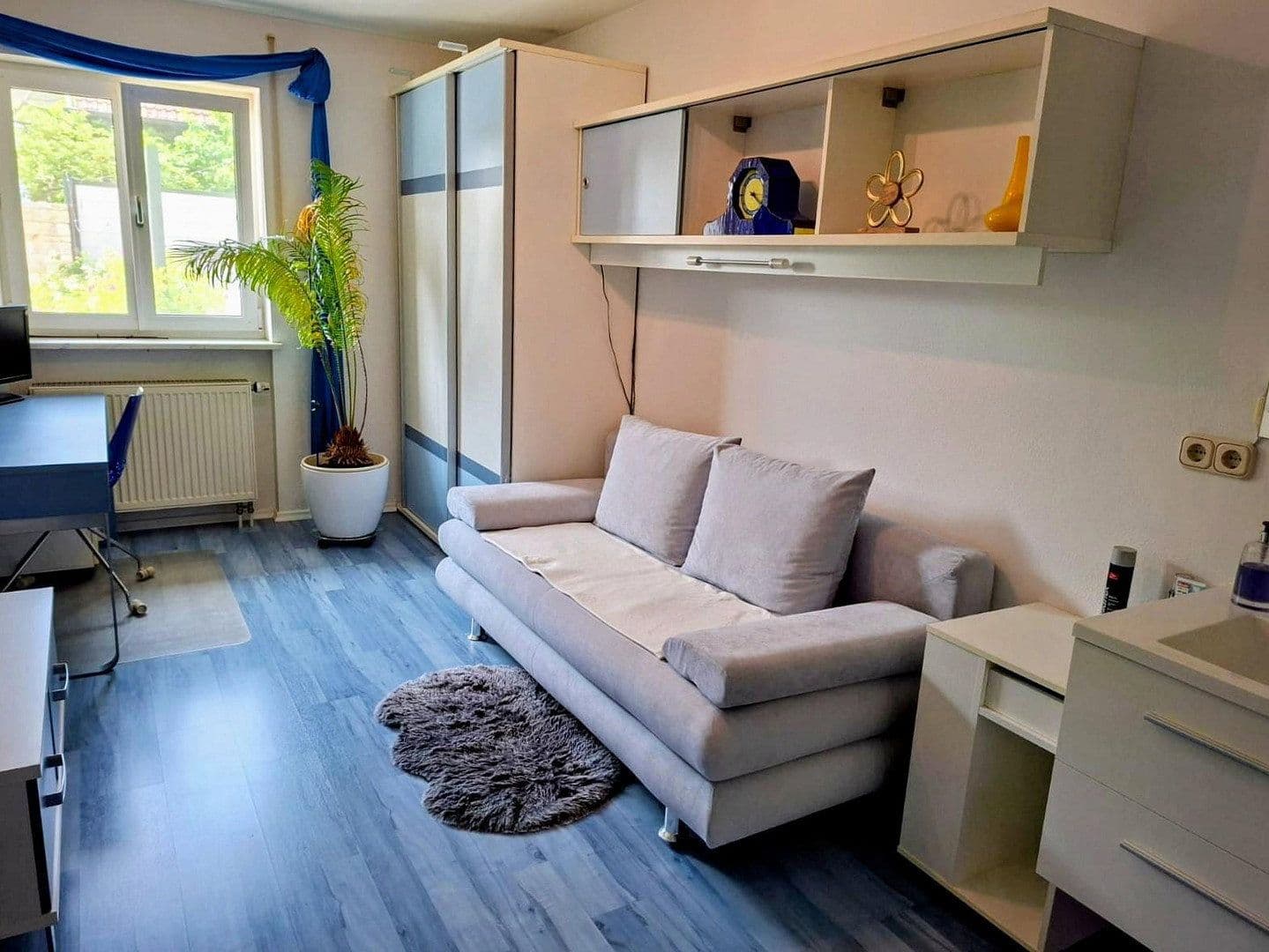 Prodej domu 276 m², pozemek 629 m², Am Weinberg 20, Niederviehbach, Bavorsko Prodej domu 276 m², pozemek 629 m², Am Weinberg 20, Niederviehbach, Bavorsko
