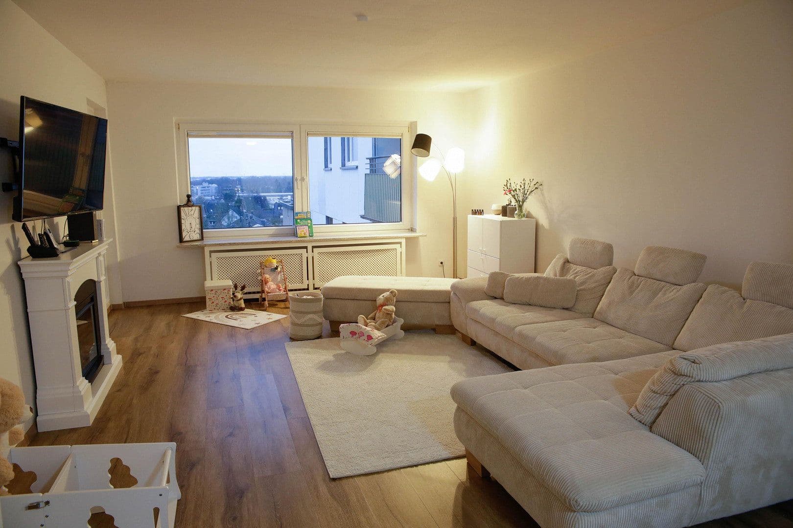 Prodej bytu 3+1 91 m², Niermannsweg 35, Erkrath, Severní Porýní-Vestfálsko Prodej bytu 3+1 91 m², Niermannsweg 35, Erkrath, Severní Porýní-Vestfálsko