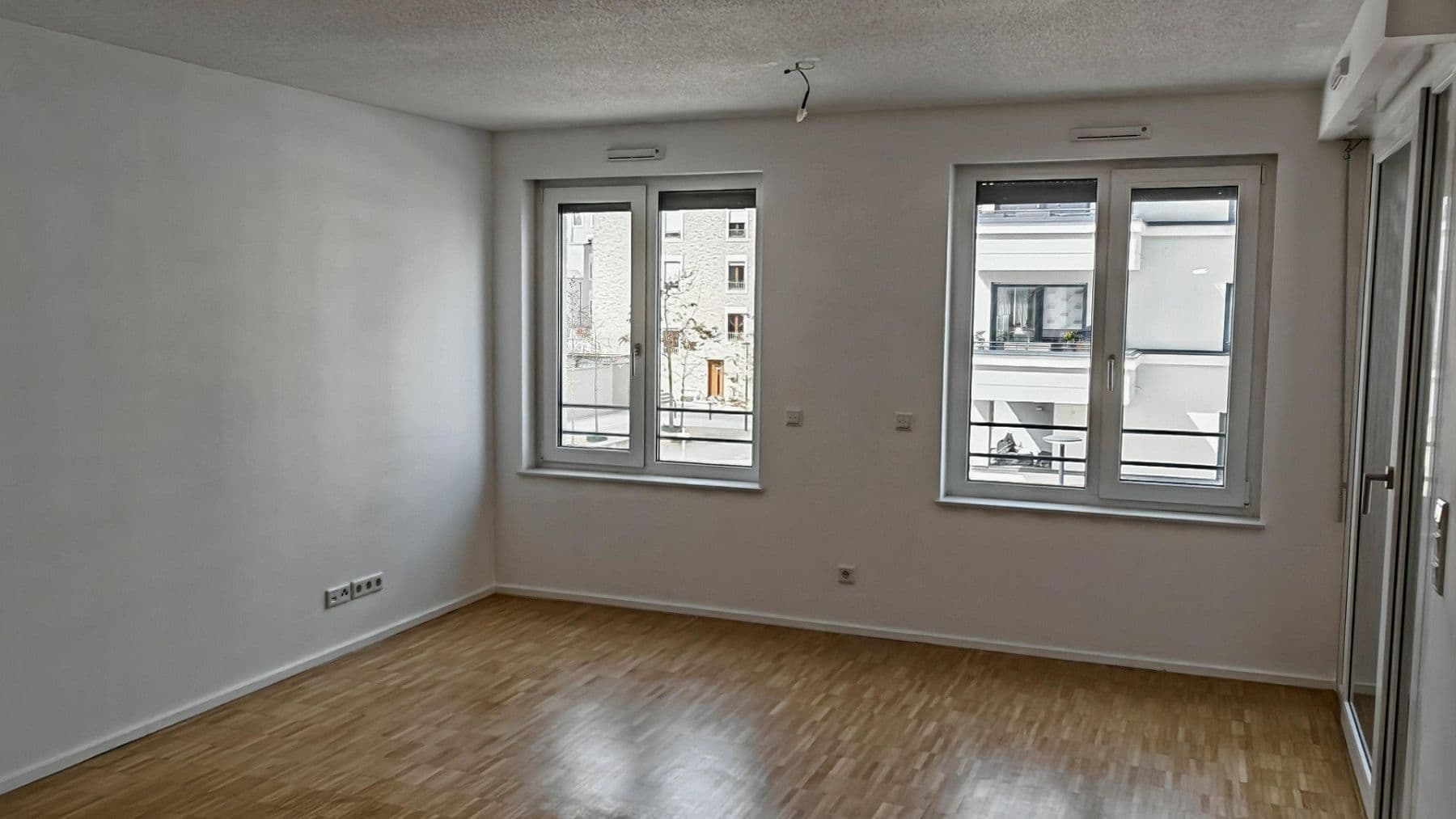 Pronájem bytu 2+1 69 m², Johanna-Dachs-Str. 36, Regensburg, Bavorsko Pronájem bytu 2+1 69 m², Johanna-Dachs-Str. 36, Regensburg, Bavorsko