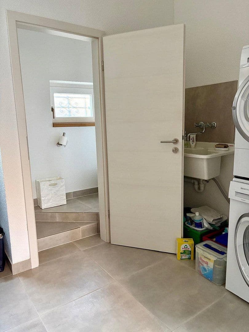 Prodej domu 130 m², pozemek 214 m², Weil der Stadt, Bádensko-Württembersko Prodej domu 130 m², pozemek 214 m², Weil der Stadt, Bádensko-Württembersko
