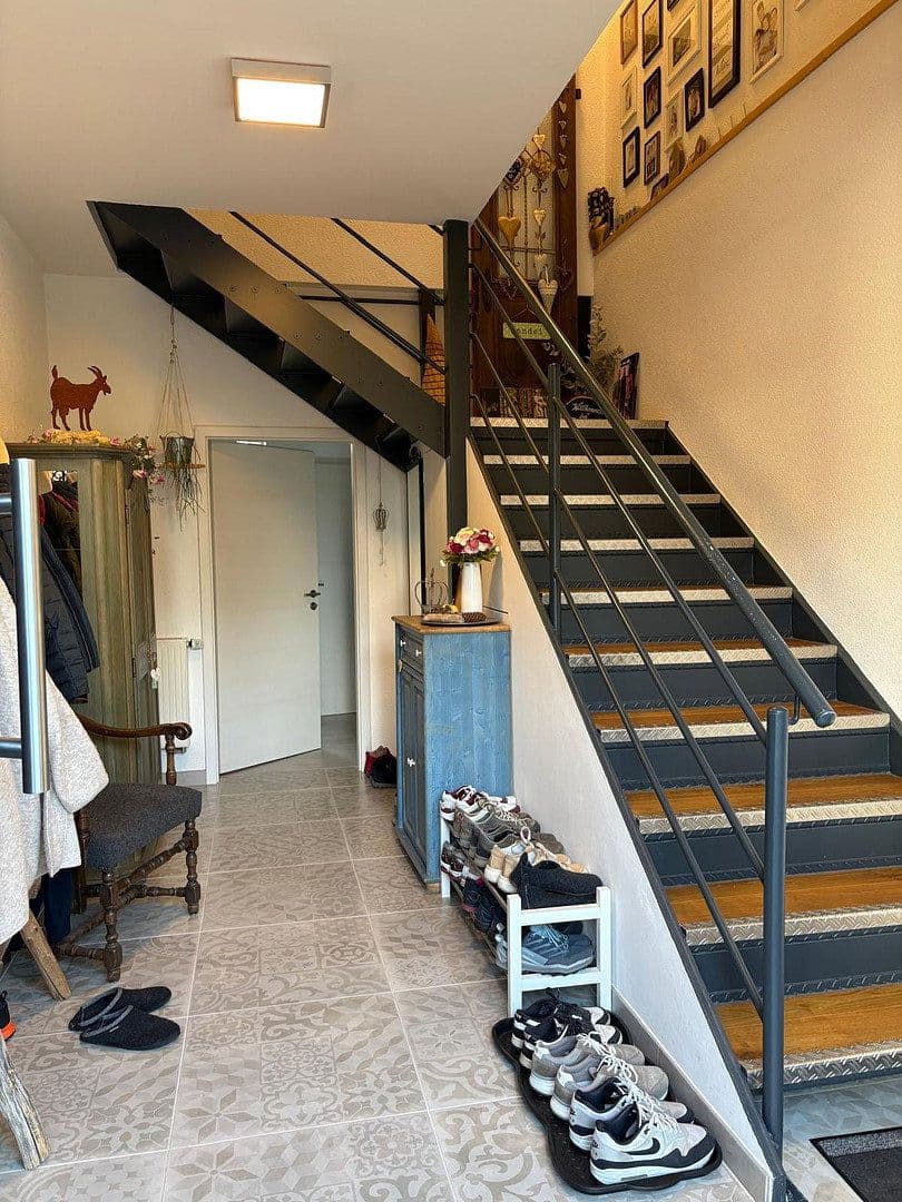 Prodej domu 130 m², pozemek 214 m², Weil der Stadt, Bádensko-Württembersko Prodej domu 130 m², pozemek 214 m², Weil der Stadt, Bádensko-Württembersko
