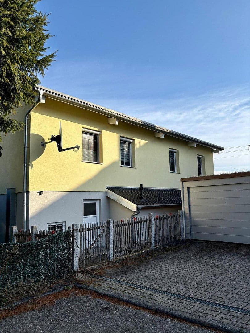 Prodej domu 130 m², pozemek 214 m², Weil der Stadt, Bádensko-Württembersko Prodej domu 130 m², pozemek 214 m², Weil der Stadt, Bádensko-Württembersko