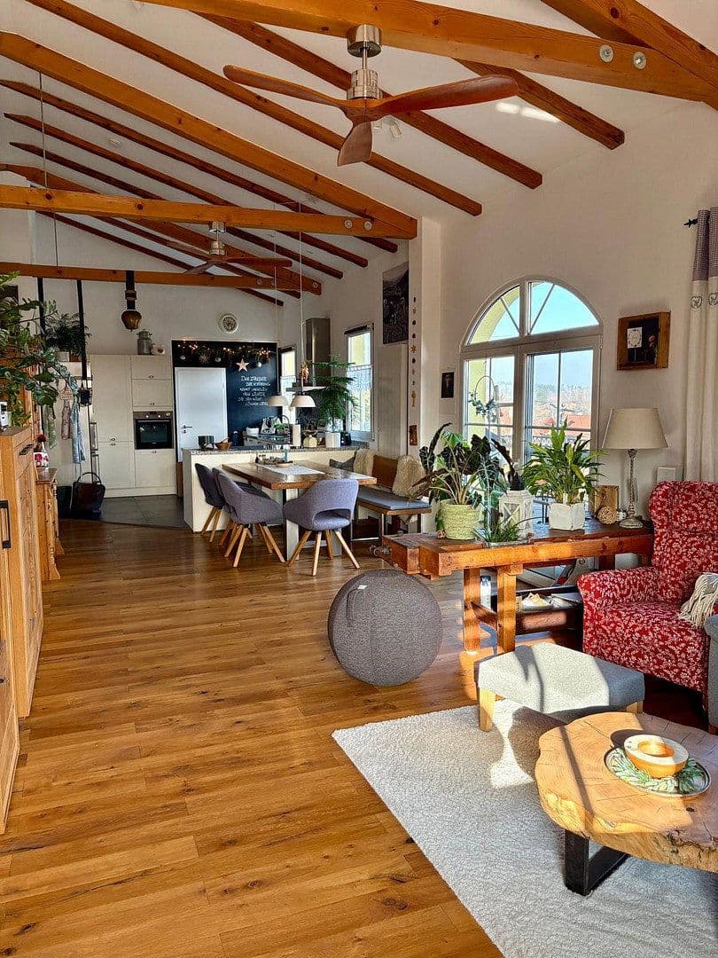 Prodej domu 130 m², pozemek 214 m², Weil der Stadt, Bádensko-Württembersko Prodej domu 130 m², pozemek 214 m², Weil der Stadt, Bádensko-Württembersko