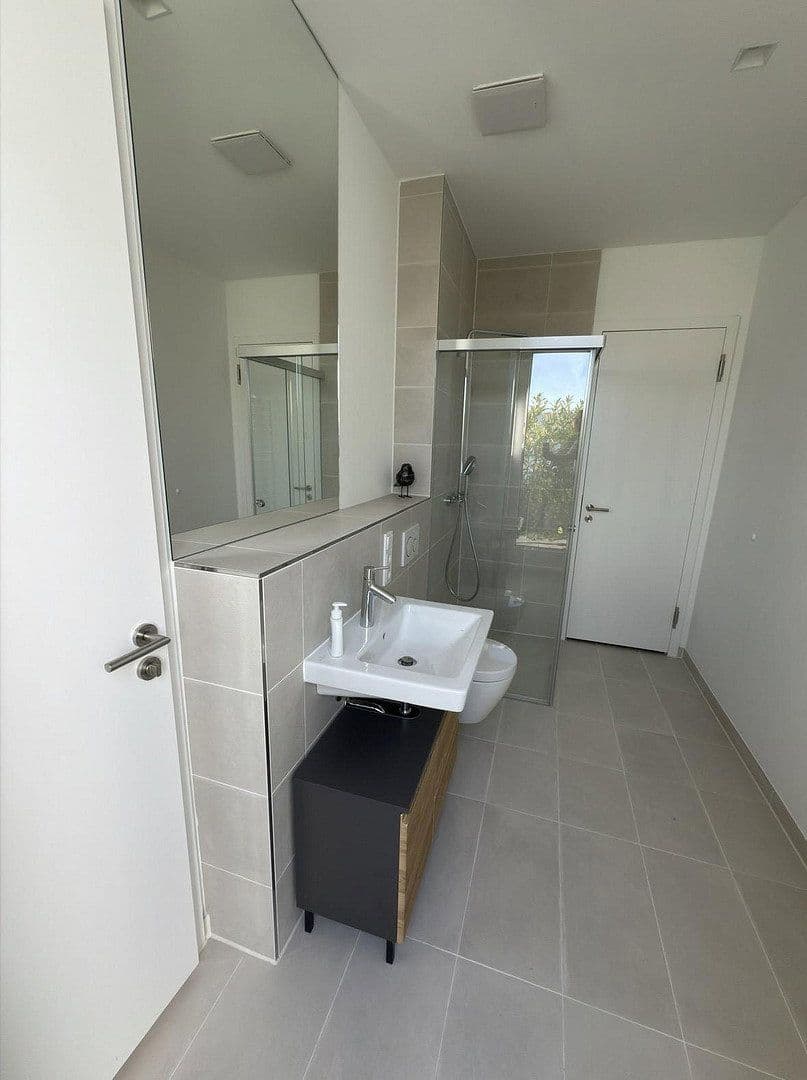 Pronájem bytu 1+kk 45 m², Berlin, Berlín Pronájem bytu 1+kk 45 m², Berlin, Berlín