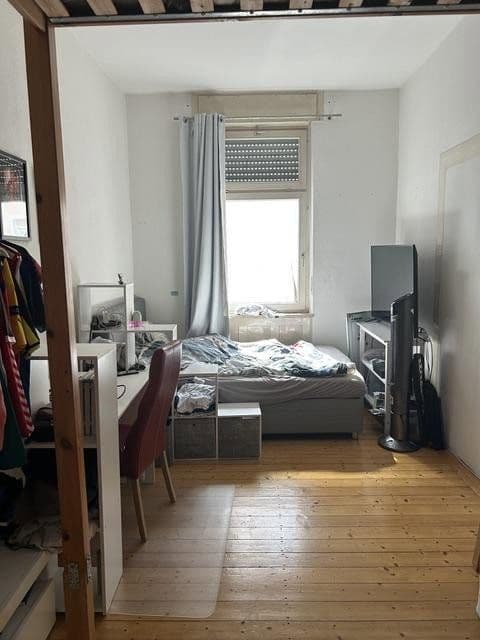 Pronájem bytu 2+1 60 m², Nuits - Str. 6, Karlsruhe, Bádensko-Württembersko Pronájem bytu 2+1 60 m², Nuits - Str. 6, Karlsruhe, Bádensko-Württembersko
