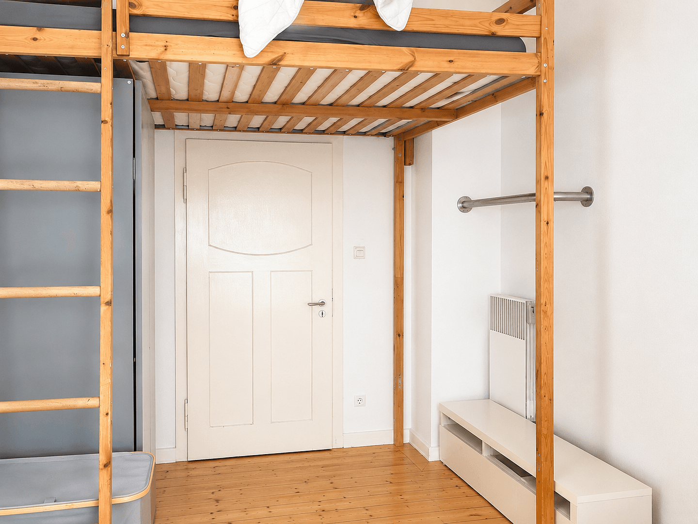 Pronájem bytu 2+1 60 m², Nuits - Str. 6, Karlsruhe, Bádensko-Württembersko Pronájem bytu 2+1 60 m², Nuits - Str. 6, Karlsruhe, Bádensko-Württembersko