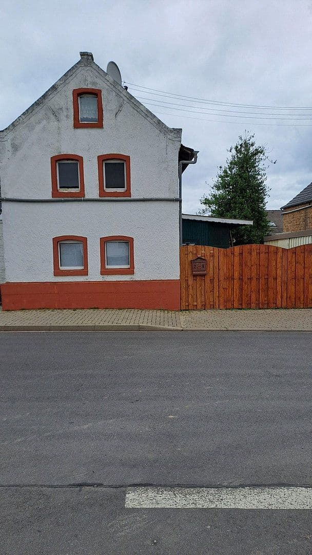 Prodej domu 90 m², pozemek 272 m², Mechernich, Severní Porýní-Vestfálsko Prodej domu 90 m², pozemek 272 m², Mechernich, Severní Porýní-Vestfálsko