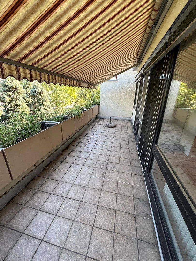 Pronájem bytu 6+1 160 m², Ludwigshafen, Porýní-Falc Pronájem bytu 6+1 160 m², Ludwigshafen, Porýní-Falc