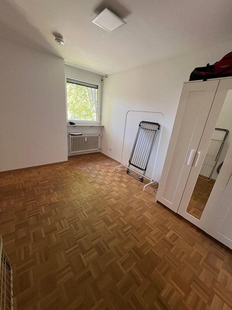 Pronájem bytu 6+1 160 m², Ludwigshafen, Porýní-Falc Pronájem bytu 6+1 160 m², Ludwigshafen, Porýní-Falc