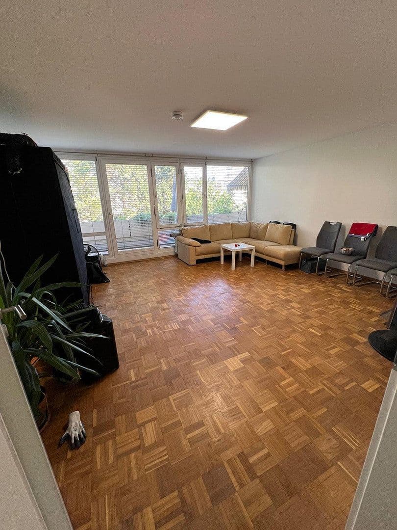 Pronájem bytu 6+1 160 m², Ludwigshafen, Porýní-Falc Pronájem bytu 6+1 160 m², Ludwigshafen, Porýní-Falc
