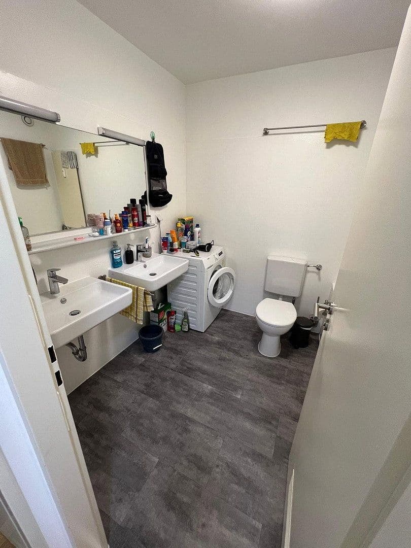 Pronájem bytu 6+1 160 m², Ludwigshafen, Porýní-Falc Pronájem bytu 6+1 160 m², Ludwigshafen, Porýní-Falc