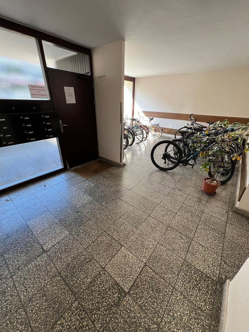 Pronájem bytu 6+1 160 m², Ludwigshafen, Porýní-Falc Pronájem bytu 6+1 160 m², Ludwigshafen, Porýní-Falc