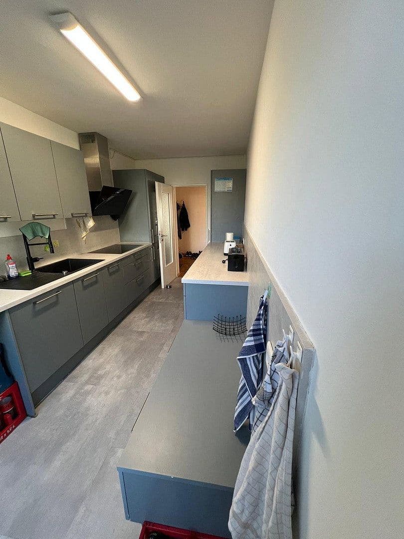Pronájem bytu 6+1 160 m², Ludwigshafen, Porýní-Falc Pronájem bytu 6+1 160 m², Ludwigshafen, Porýní-Falc