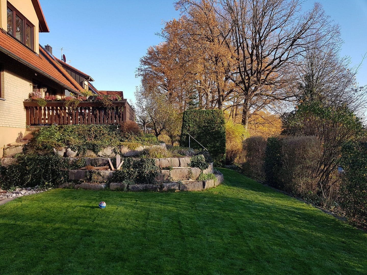 Prodej domu 200 m², pozemek 569 m², Roßtal, Bavorsko Prodej domu 200 m², pozemek 569 m², Roßtal, Bavorsko