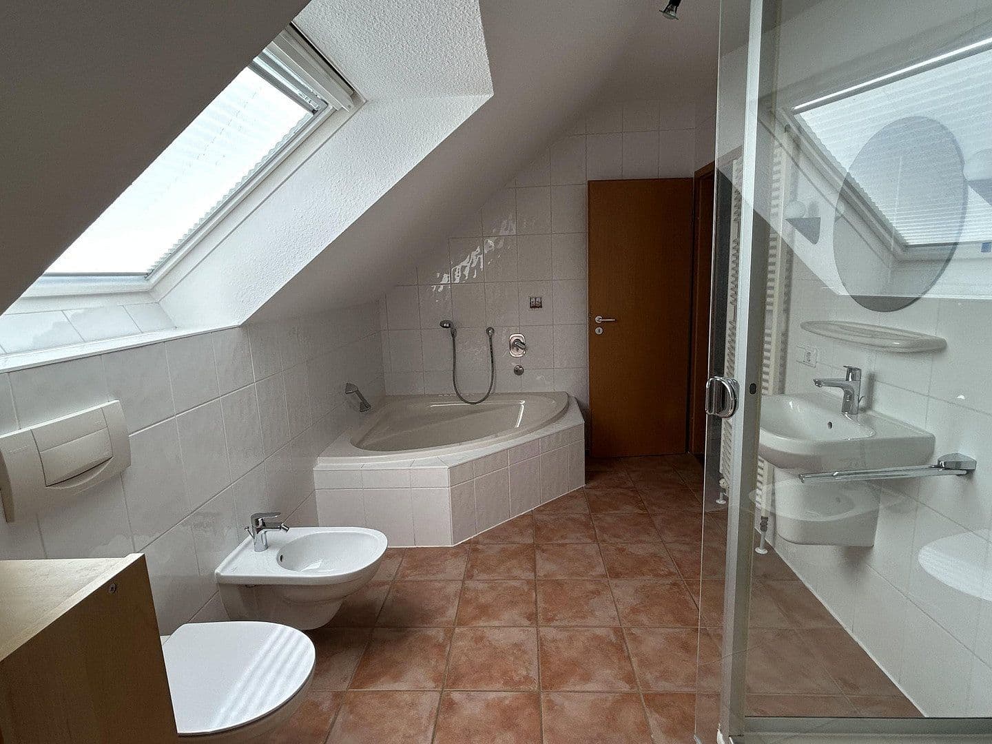 Pronájem bytu 3+kk 130 m², Niedernhausen, Hessen Pronájem bytu 3+kk 130 m², Niedernhausen, Hessen