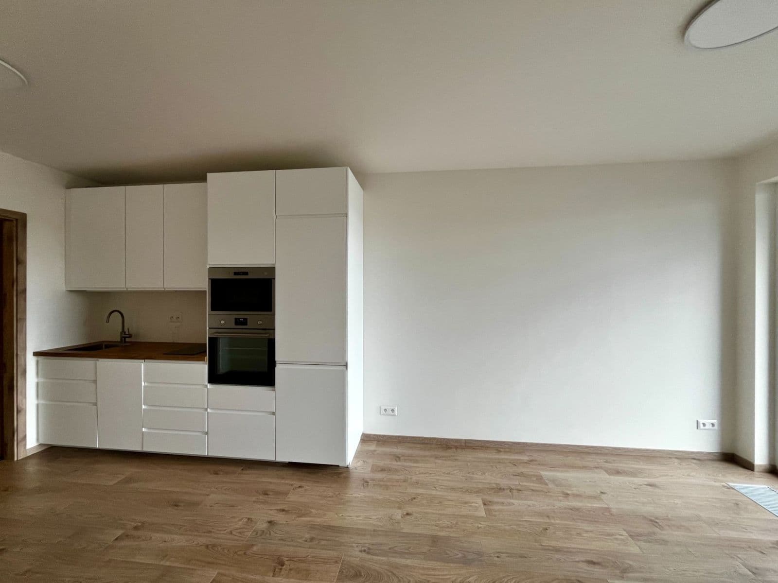 Pronájem bytu 1+kk 32 m², Jáchymovská, Praha, Praha Pronájem bytu 1+kk 32 m², Jáchymovská, Praha, Praha