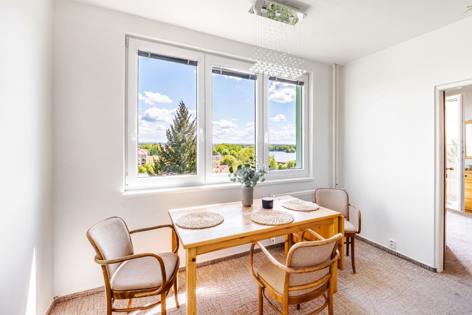Prodej bytu 3+kk 62 m², Hliník, Třeboň, Jihočeský kraj Prodej bytu 3+kk 62 m², Hliník, Třeboň, Jihočeský kraj