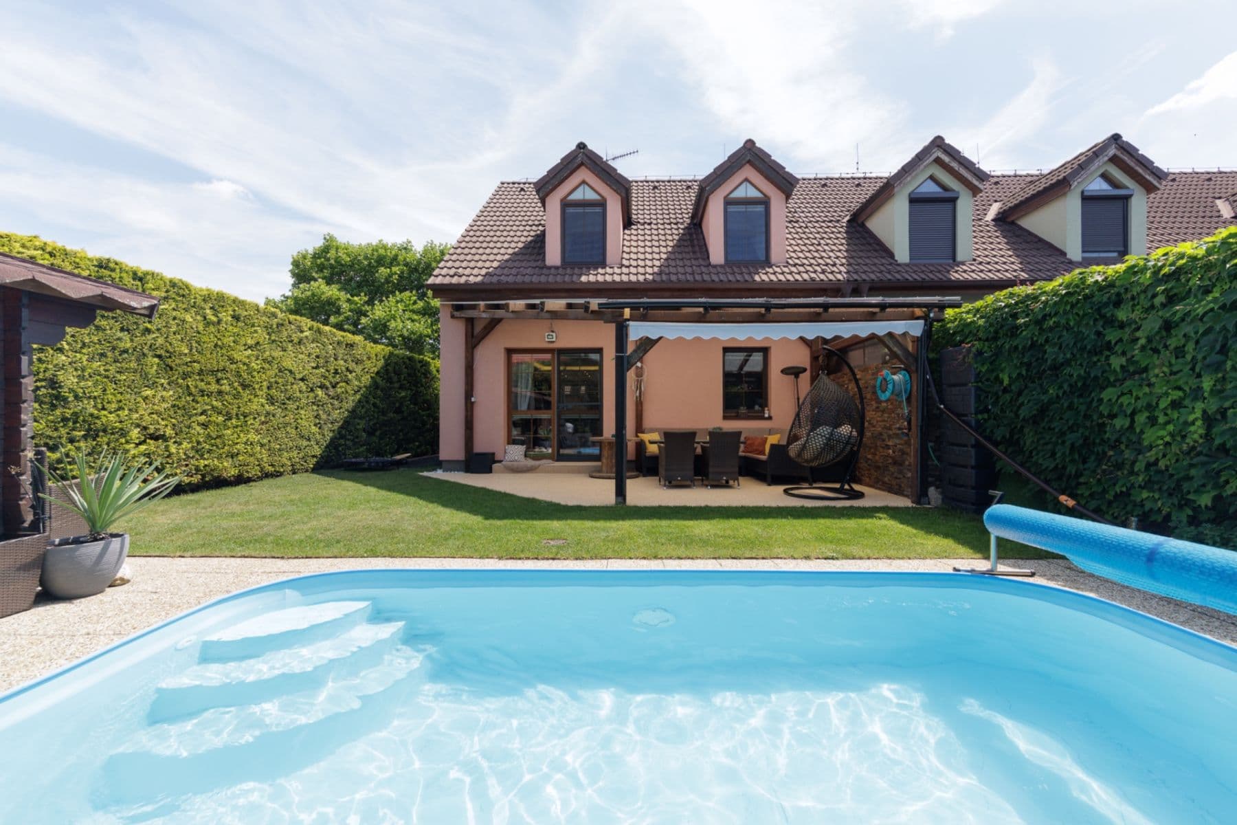 Prodej domu 104 m², pozemek 270 m², Ve Dvoře, Líbeznice, Středočeský kraj Prodej domu 104 m², pozemek 270 m², Ve Dvoře, Líbeznice, Středočeský kraj