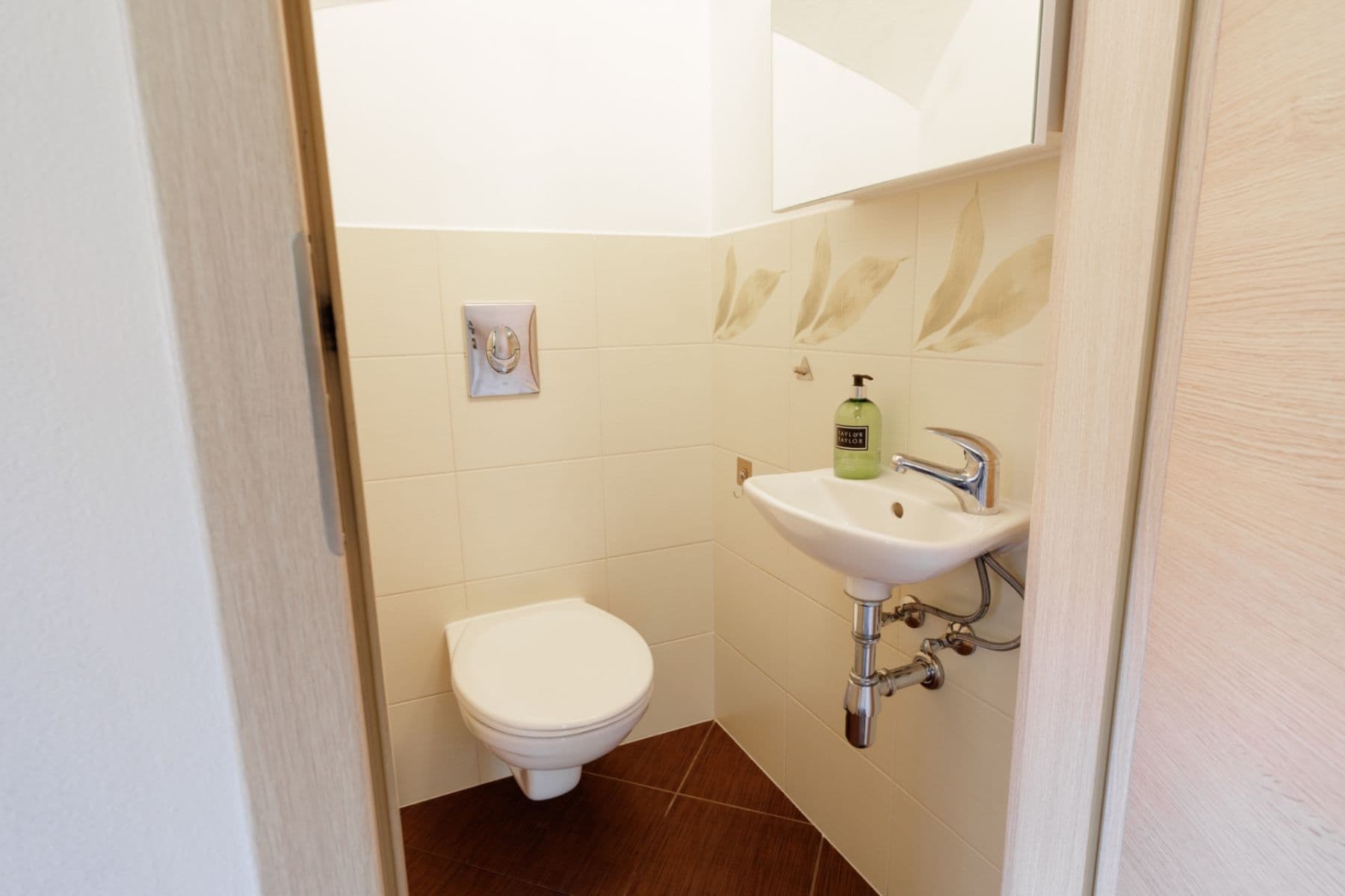 Prodej domu 104 m², pozemek 270 m², Ve Dvoře, Líbeznice, Středočeský kraj Prodej domu 104 m², pozemek 270 m², Ve Dvoře, Líbeznice, Středočeský kraj