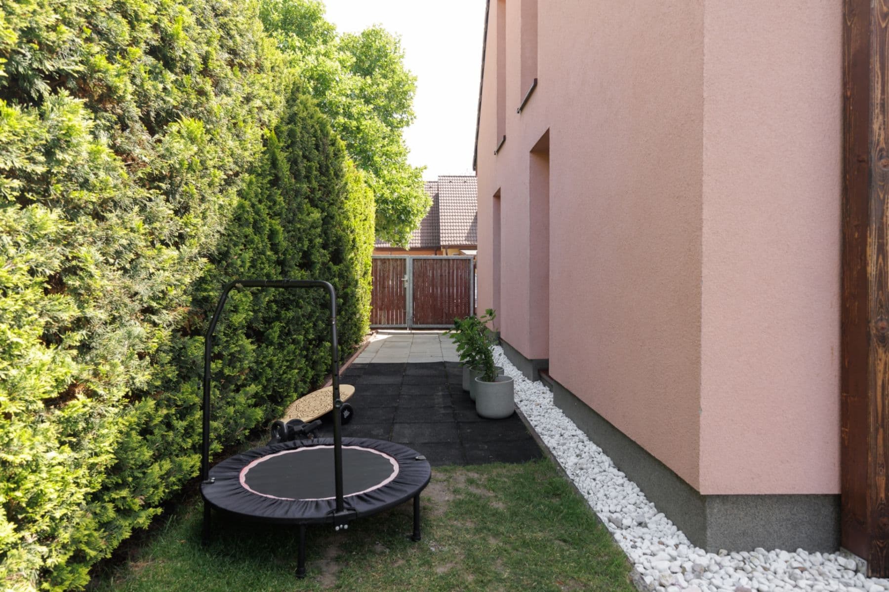 Prodej domu 104 m², pozemek 270 m², Ve Dvoře, Líbeznice, Středočeský kraj Prodej domu 104 m², pozemek 270 m², Ve Dvoře, Líbeznice, Středočeský kraj