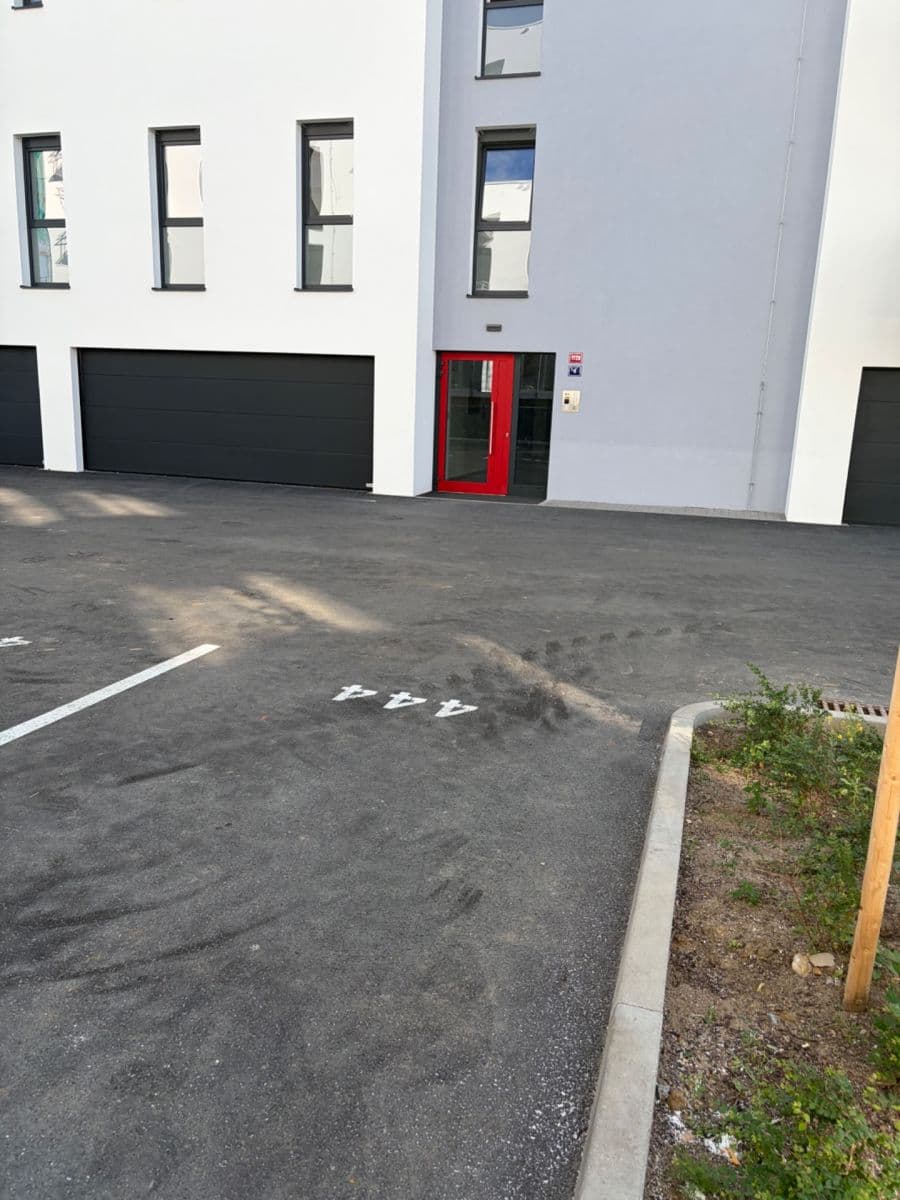 Pronájem bytu 1+kk 38 m², Pšeničná, Hořovice, Středočeský kraj Pronájem bytu 1+kk 38 m², Pšeničná, Hořovice, Středočeský kraj