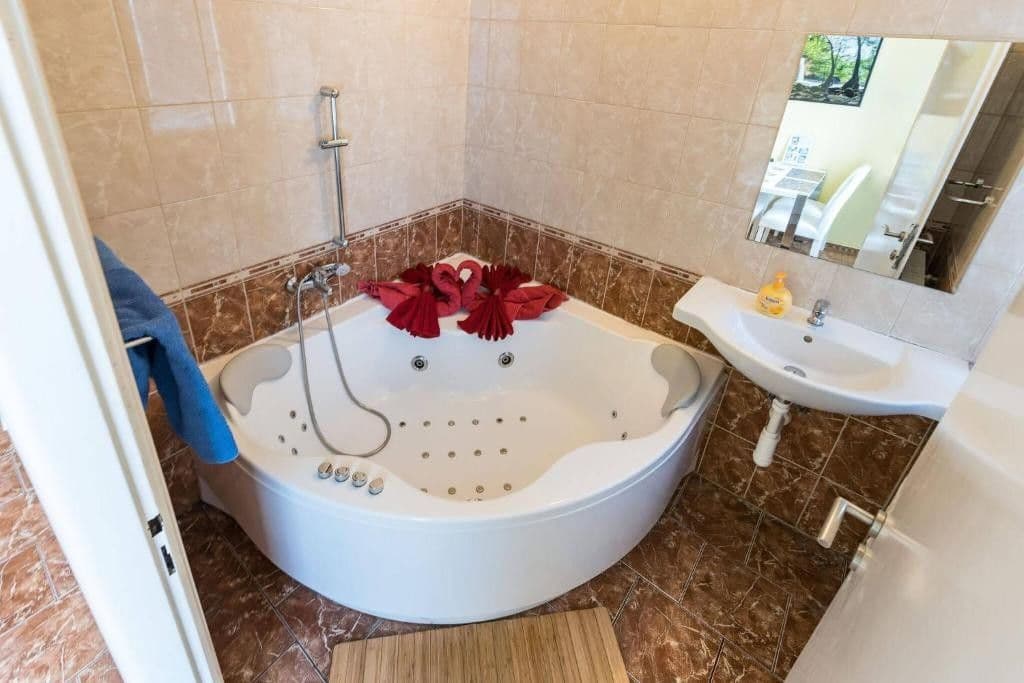 Pronájem bytu 2+1 66 m², Voroněžská, Praha, Praha Pronájem bytu 2+1 66 m², Voroněžská, Praha, Praha