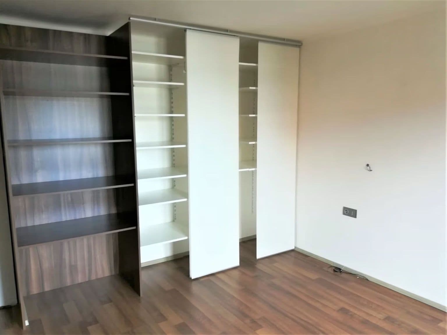 Pronájem bytu 3+kk 85 m², Ve dvojdomkách, Stochov, Středočeský kraj Pronájem bytu 3+kk 85 m², Ve dvojdomkách, Stochov, Středočeský kraj